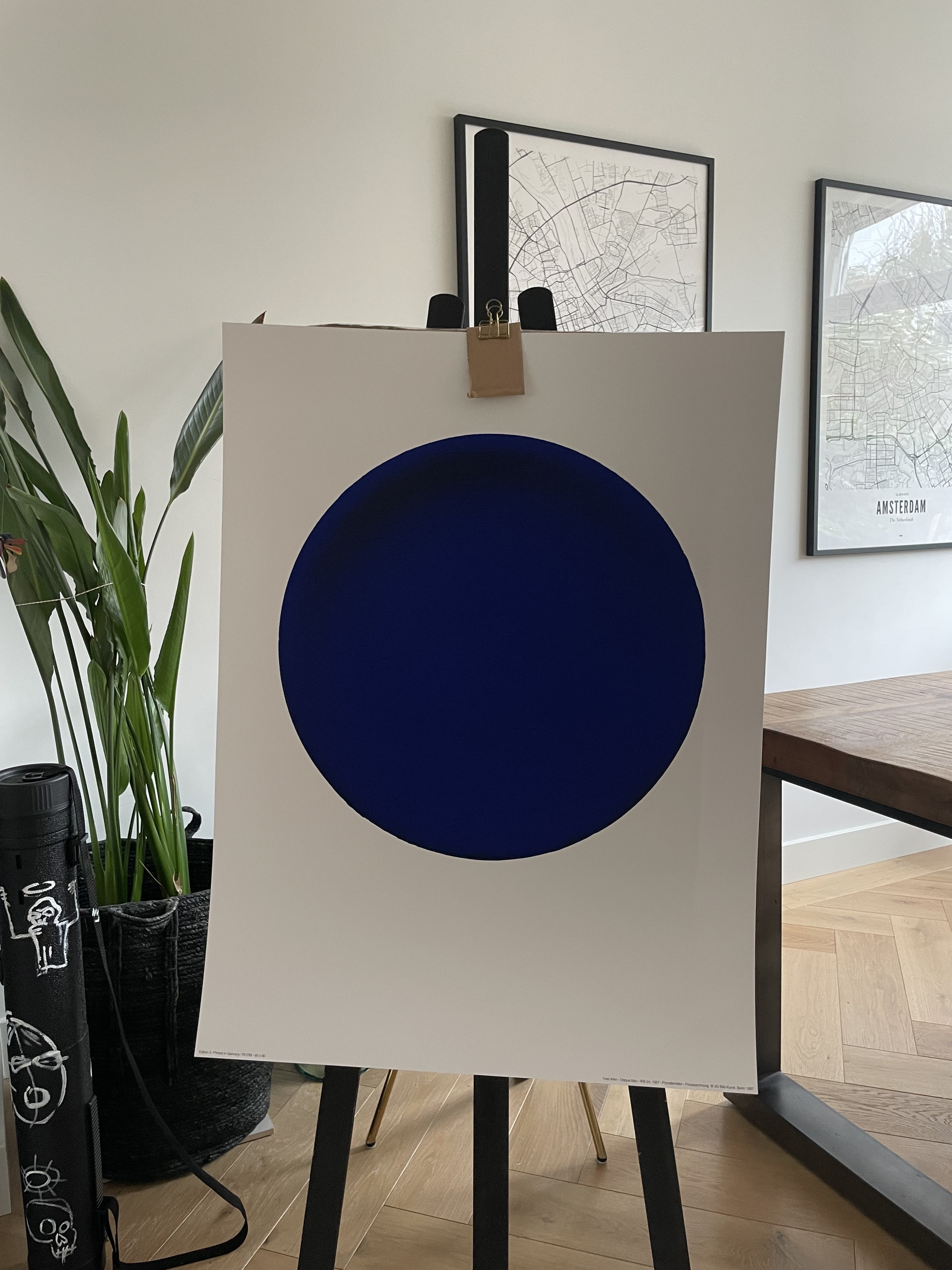 Yves Klein (1928-1962), Disque bleu, IKB 54, 1957, copyright