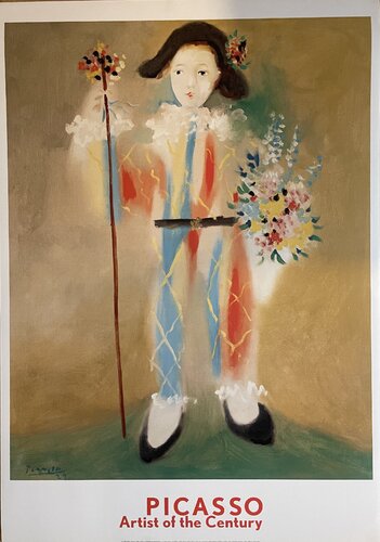Pablo Picasso  (1881-1973), Le petit pierrot aux fleurs, 1923, copyright 1999 Pablo Picasso, Courtesy, Helly Nahmad Gallery, London Printed in Holland #PS 938 by Pablo Picasso, Print for Sale on Singulart