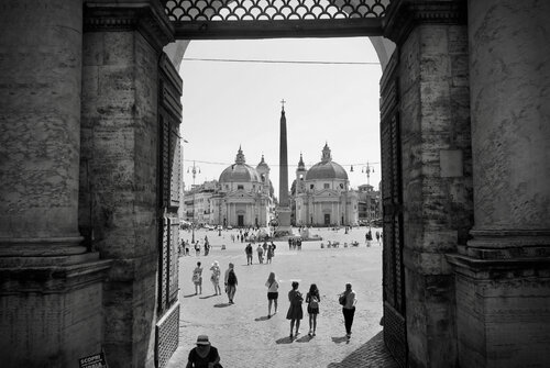 Piazza del Popolo 22 agosto 2019 ore 13.46 von Carlo Iorio, Andere Medien kaufen auf Singulart