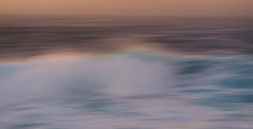 A touch of warmth di Trond Are Berge, Fotografia in vendita su Singulart