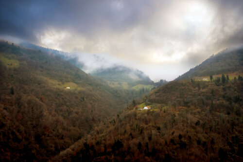 FONTENO ITALIA NOV 22 001 par JEAN-LUC WASMES, Photographie en vente sur Singulart