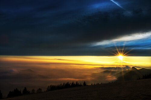 Colle di San Fermo Fev 25 034 di JEAN-LUC WASMES, Fotografia in vendita su Singulart
