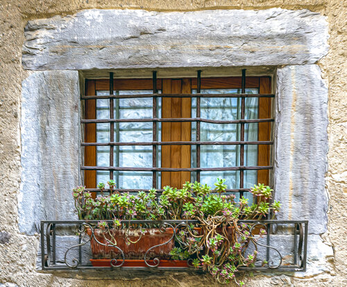 LA MAISON CLOSE. by JEAN-LUC WASMES, Photography for Sale on Singulart