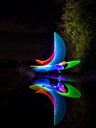 Reflections of the night! – 2371 von Michael Zöphel, Fotografie kaufen auf Singulart