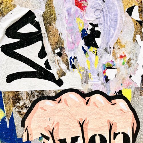 Poing Levé… (STREET 2022) van Olivier Messas, Fotografie te koop op Singulart