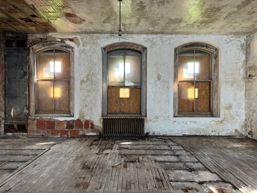 Isolation Ward von Nitouche Anthoussi, Fotografie kaufen auf Singulart