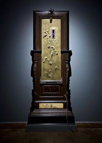 "In the Wake of the Exodus Toward the Breach in the Gate" de Steve Brudniak, Escultura a la venta en Singulart