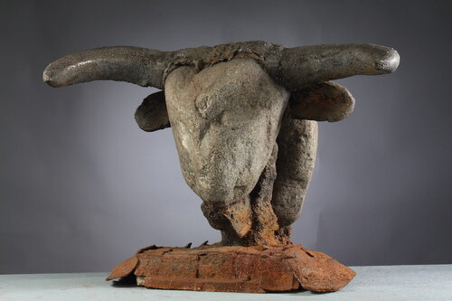 Cabeza de toro 0-012-F-1 de Paolo Valdés, Escultura a la venta en Singulart