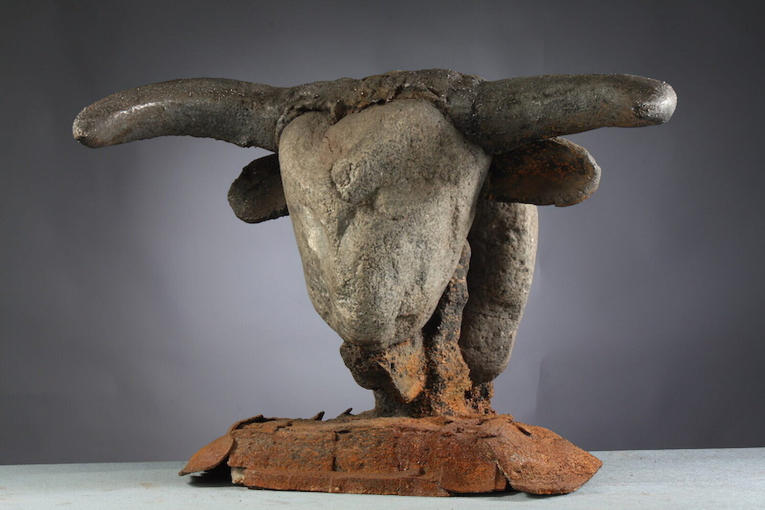 Cabeza de toro 0-012-F-1 Paolo Valdés Skulptur zu verkaufen