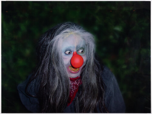 Deliverance (Trickster) (Rodeo Clown series) par Laurie Steelink, Photographie en vente sur Singulart