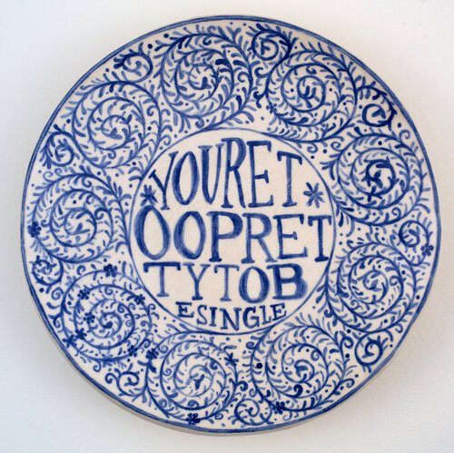 You’re Too Pretty To Be Single von Elyse Pignolet, Skulptur kaufen auf Singulart