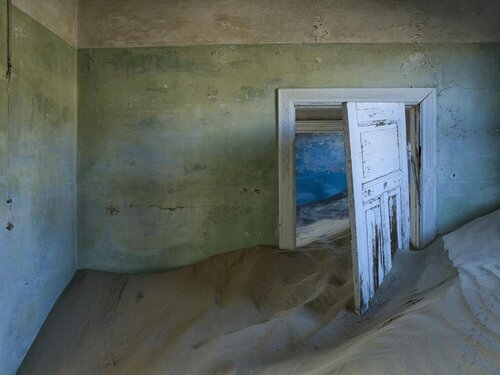 Sign of Life 2  di Christopher Rimmer, Fotografia in vendita su Singulart