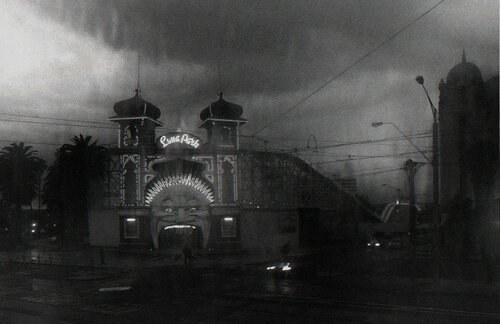 Luna Park 10 von Christopher Rimmer, Fotografie kaufen auf Singulart