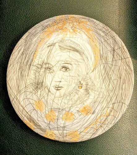 Salvador DALI-Gretchen by Faust-Rare limited edition Limoges porcelain plate, 1968 by Salvador Dalí, 기타 매체 for Sale on Singulart
