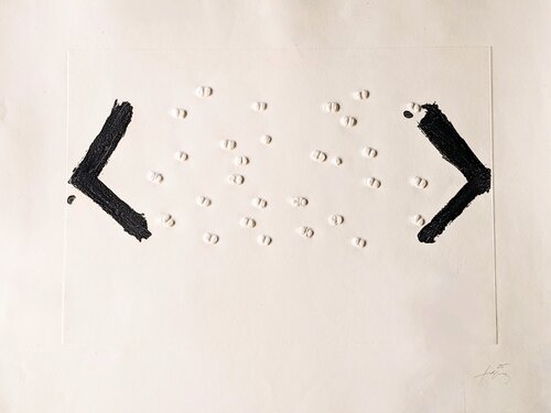 Rare Hand-Signed Aquatint, Etching and  Relief, 1969-Beans(Les Haricots), 1969 by Antoni Tàpies, 종이 for Sale on Singulart