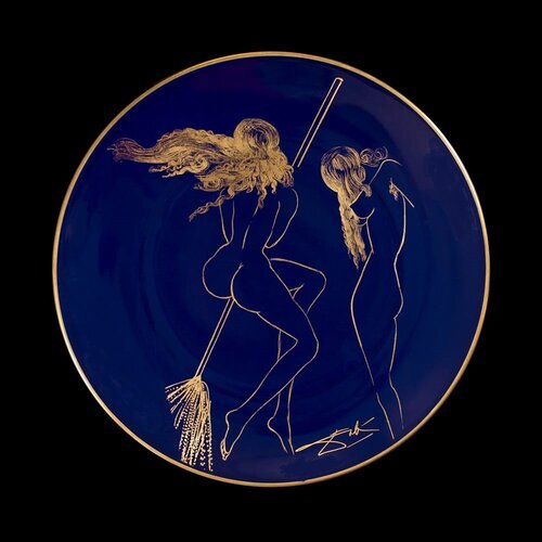 Salvador DALI - Sabbath - Limited edition Limoges porcelain plate, 1968 di Salvador Dalí, Altri media in vendita su Singulart