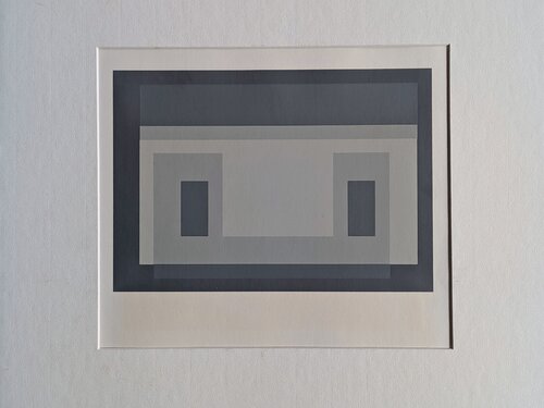 Joseph Albers - Variants, Double-side Screenprint on wove paper, 1971 van Josef Albers, Werk op papier te koop op Singulart