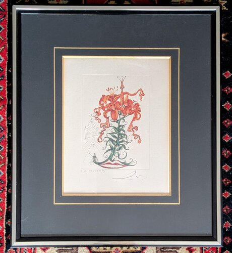 Hand-Signed Original Etching, Drypoint & Helioengraving-Tiger Lilies, 1972 par Salvador Dalí, Œuvre sur papier en vente sur Singulart