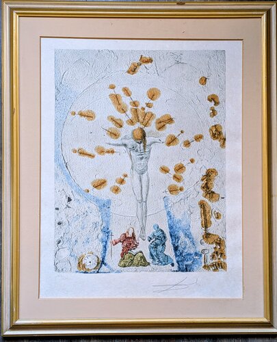Salvador Dali - Hand-Signed Color Lithograph and relief with golden pigments , 1970-80s di Salvador Dalí, Opera su carta in vendita su Singulart