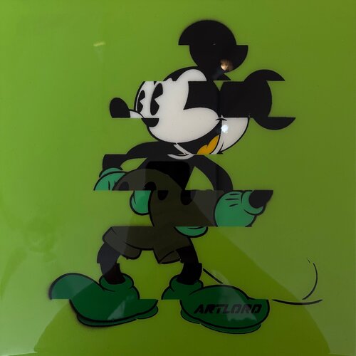 Glitch Mickey Mini (Green) par Artlord, Peinture en vente sur Singulart