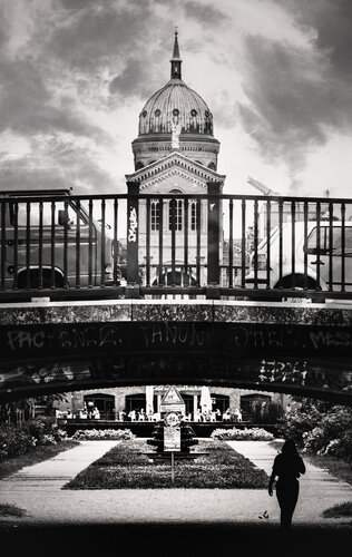 In the foreground a girl and cars on a bridge. In the background a church. Berlin / Germany. di ihsan Okur, Digitale in vendita su Singulart