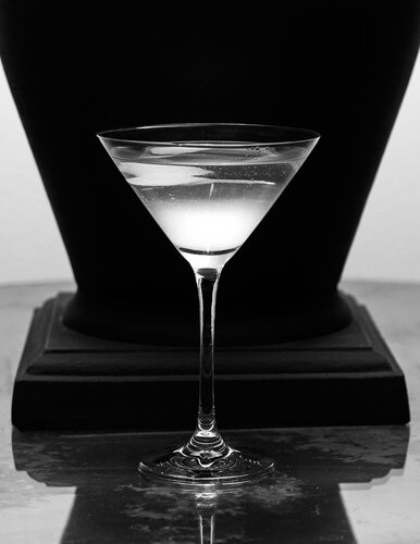 ELIXIR par Jose Maria Lamo de Espinosa Michels de Champourcin, Photographie en vente sur Singulart