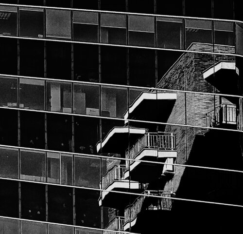 FACHADA SOBRE FACHADA par Jose Maria Lamo de Espinosa Michels de Champourcin, Photographie en vente sur Singulart