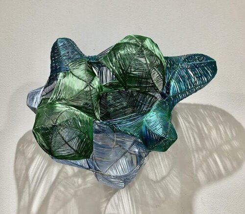 Chrysalis par Kyong Boon Oh, Peinture en vente sur Singulart