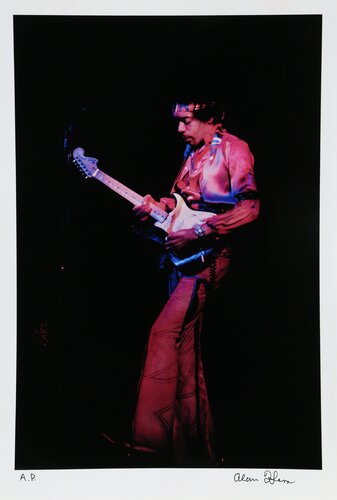 Jimi Hendrix, The Fillmore East First Show 12/31/69 von Alan Herr, Fotografie kaufen auf Singulart