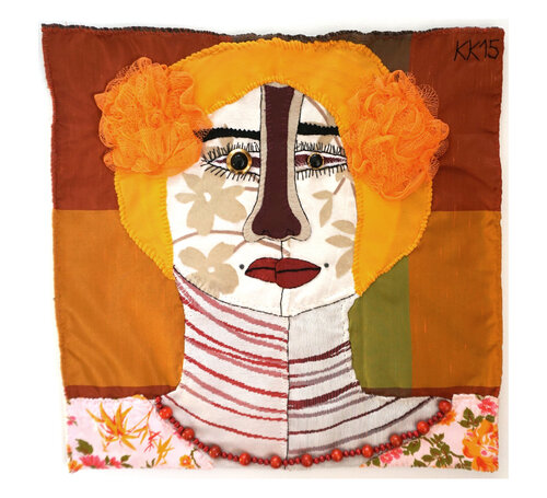 Unzertrennlich (siamesische Zwillinge), Assemblage, Urheberrecht Katharina Kretschmer by Katharina Kretschmer, Textile for Sale on Singulart