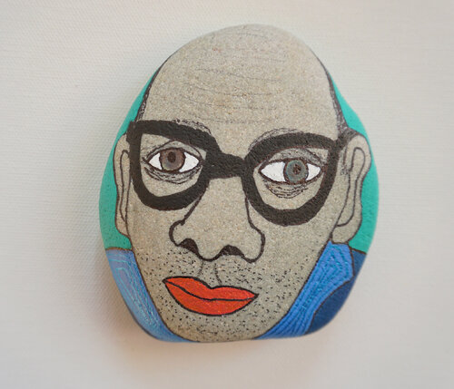 Bruno, colorierter Nordseestein, Urheberrecht Katharina Kretschmer von Katharina Kretschmer, Malerei kaufen auf Singulart