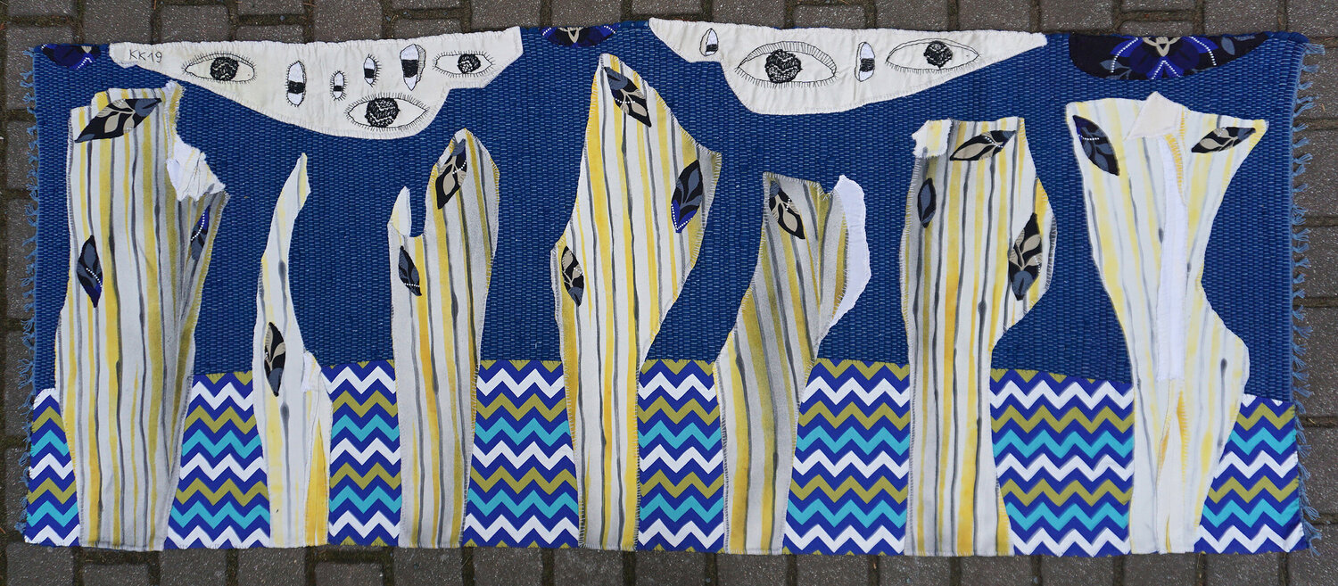 Todesfuge nach Paul Celan, Assemblage, Urheberrecht Katharina Kretschmer Katharina Kretschmer Textil zu verkaufen