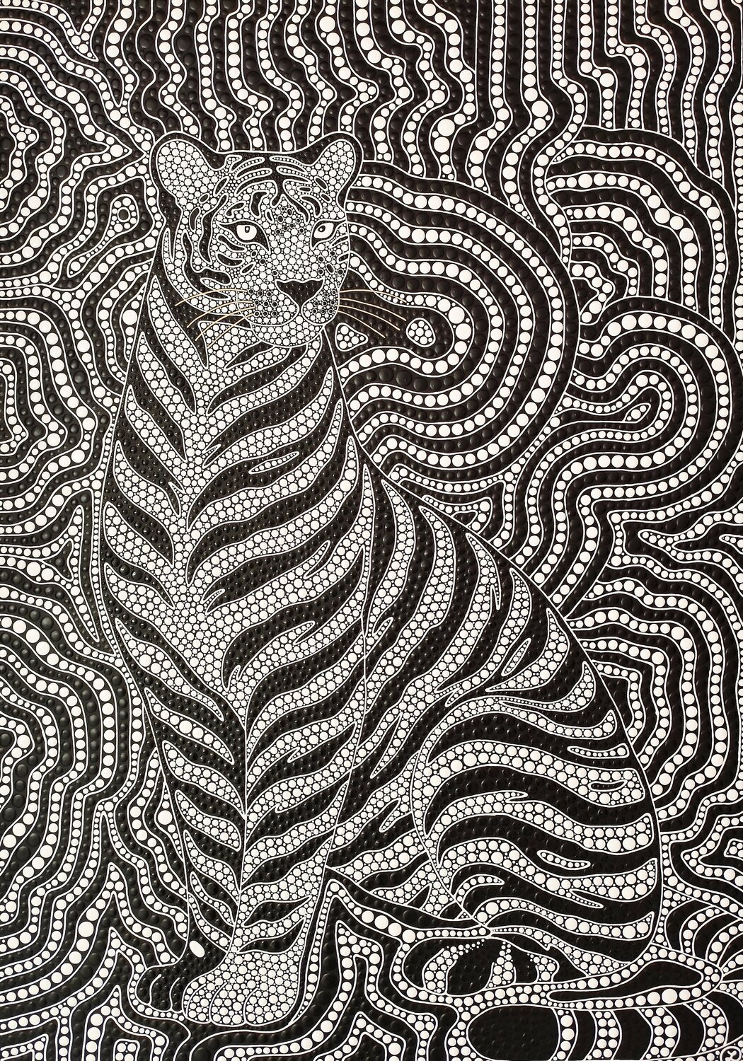 Black & White Majesty Oxana Lazari