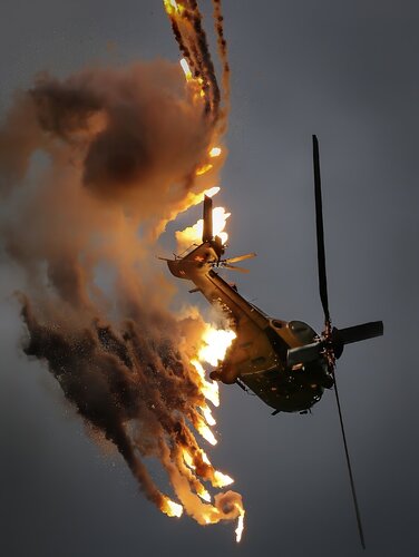 Flares von Alessandro Moser, Druck kaufen auf Singulart