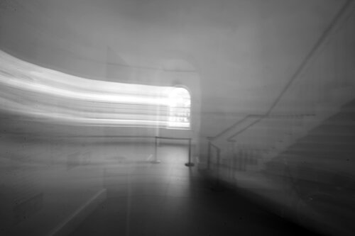 Untitled 15 - Natasha Lara Hughes par APARTMENT HD, Photographie en vente sur Singulart