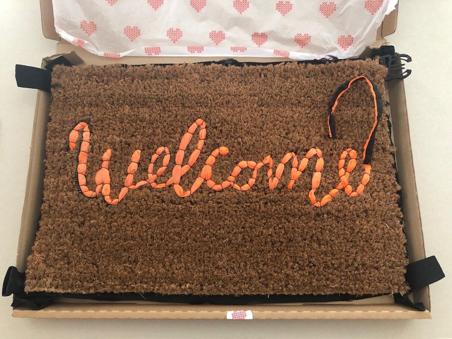 Welcome Mat (from the original edition of 500) Banksy Druck zu verkaufen