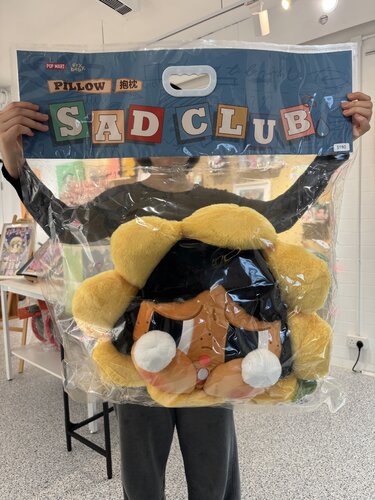 Crybaby Sad Club Series (Yellow) di CRYBABY MOLLY, Altri media in vendita su Singulart