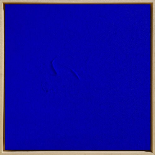 MONOCHROME BLEU ELECTRIQUE ENCADRE de Sandrine Hartmann, Pintura a la venta en Singulart