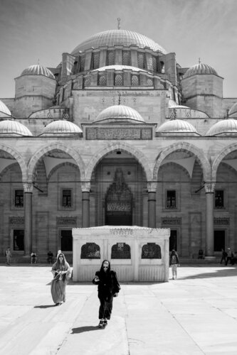 Mosque Fashion by Nicolas "Clint" Drapier, 写真 for Sale on Singulart
