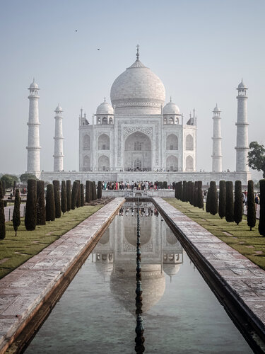 The beautiful Taj Mahal di Fabio Accorrà, Fotografia in vendita su Singulart