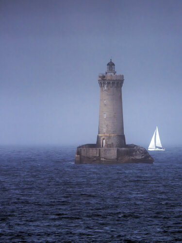 White and Blue di Fabio Accorrà, Fotografia in vendita su Singulart