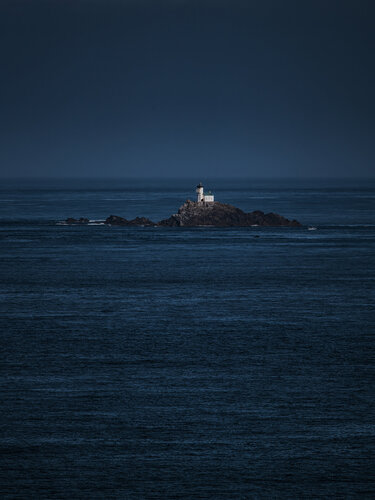 Dark Blue di Fabio Accorrà, Fotografia in vendita su Singulart