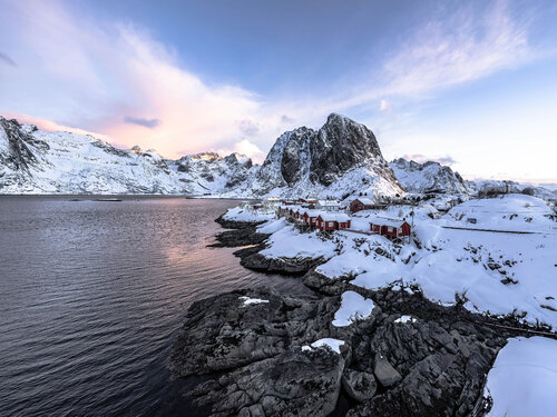 Sunrise in Hamnøy van Fabio Accorrà, Fotografie te koop op Singulart