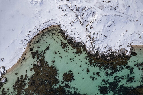 Artic beach di Fabio Accorrà, Fotografia in vendita su Singulart