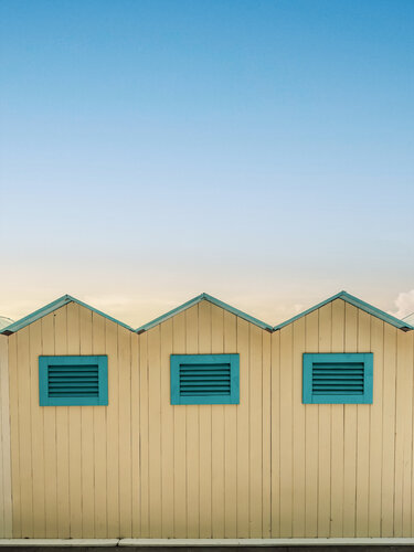 Italian beach di Fabio Accorrà, Fotografia in vendita su Singulart