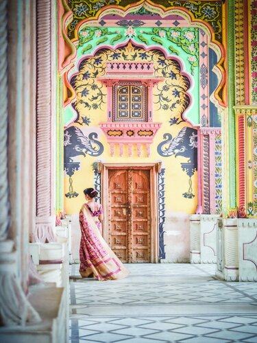 Indian woman by Fabio Accorrà, 사진 for Sale on Singulart