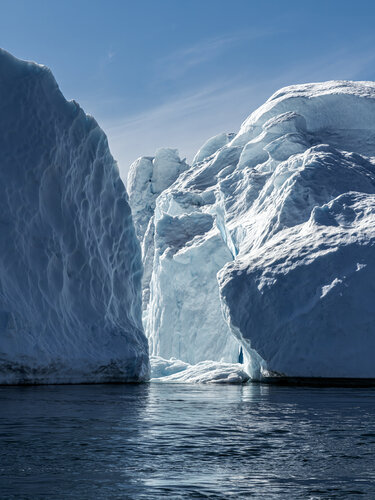 Ice canyon di Fabio Accorrà, Fotografia in vendita su Singulart