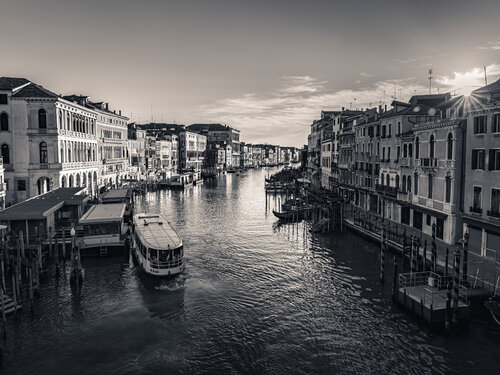 Il Canal Grande Old Style di Fabio Accorrà, Fotografia in vendita su Singulart