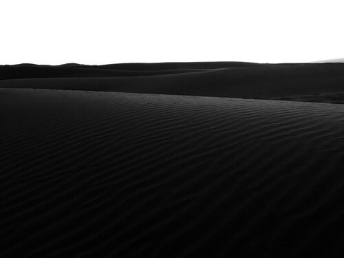 A sea of sand van Fabio Accorrà, Fotografie te koop op Singulart