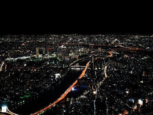 Tokyo by night di Fabio Accorrà, Fotografia in vendita su Singulart